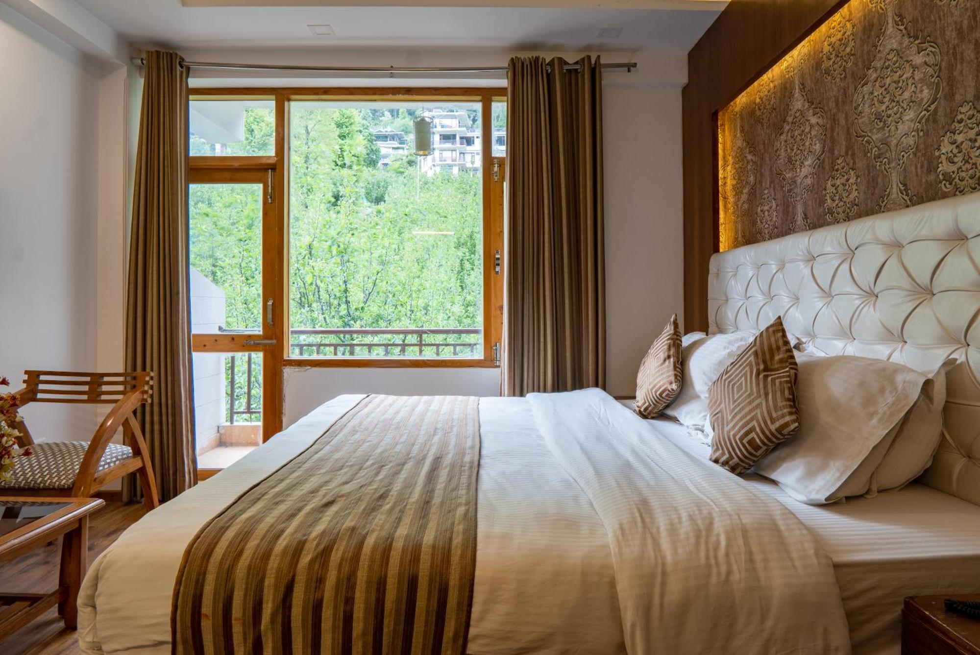 Pristine Inn Manali Εξωτερικό φωτογραφία