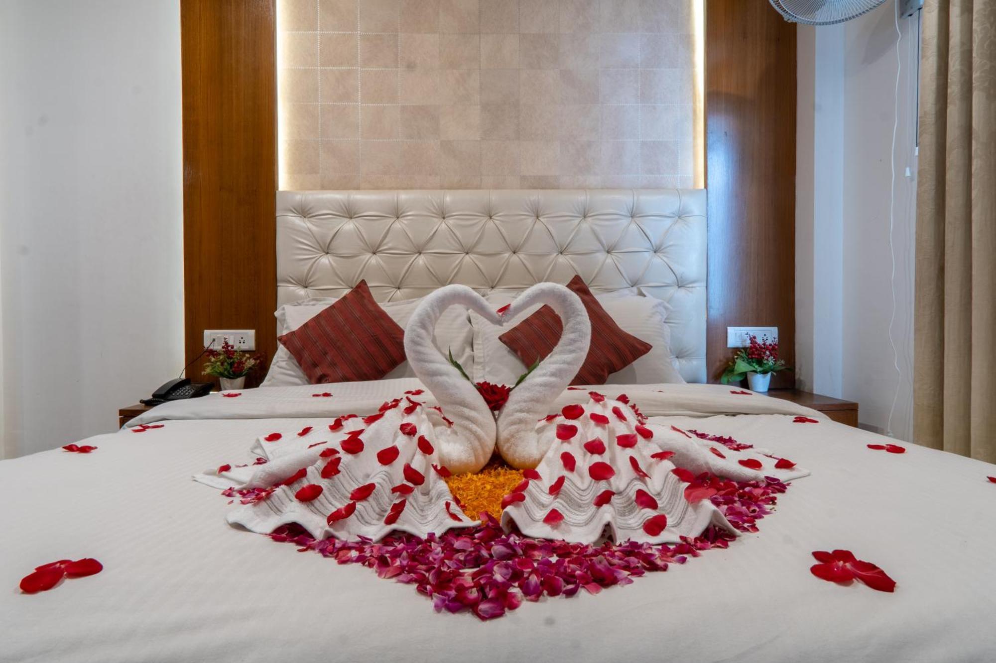 Pristine Inn Manali Εξωτερικό φωτογραφία